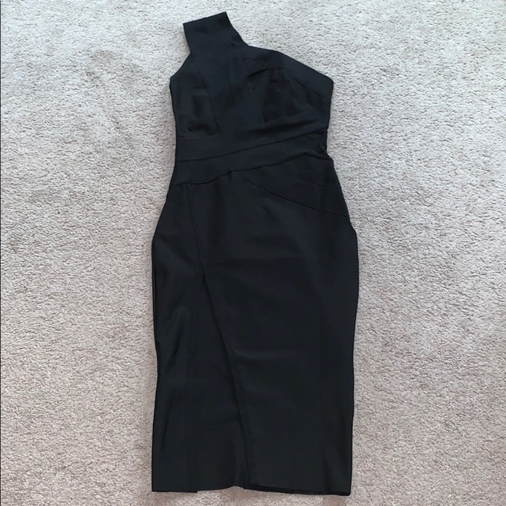 “Stole your heart bandage midi dress”